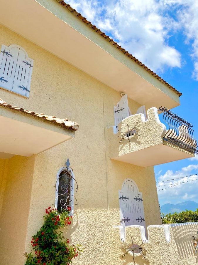 Sperlonga Paradise Suites 500M Dal Mare In Estate Servizio Navetta Per Sperlonga Centro Dış mekan fotoğraf