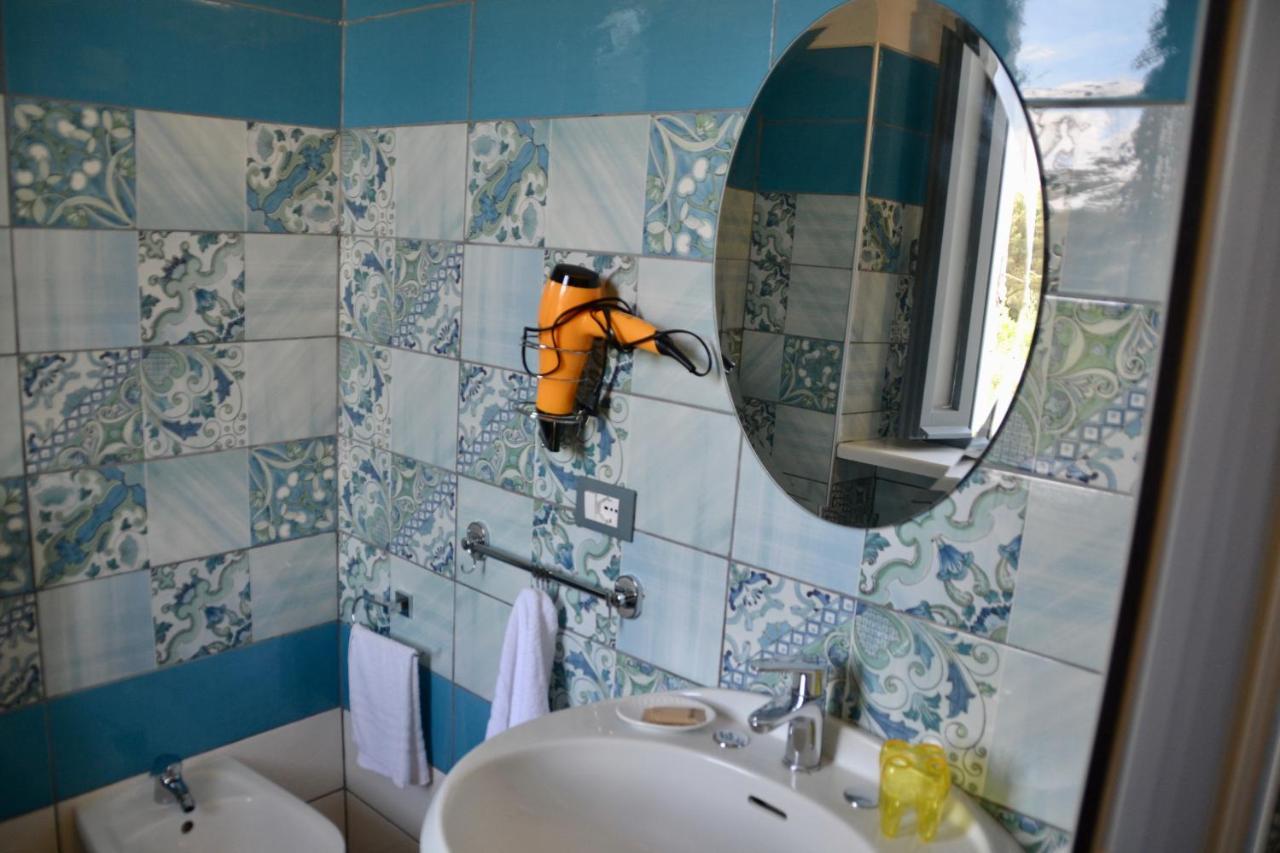 Sperlonga Paradise Suites 500M Dal Mare In Estate Servizio Navetta Per Sperlonga Centro Dış mekan fotoğraf